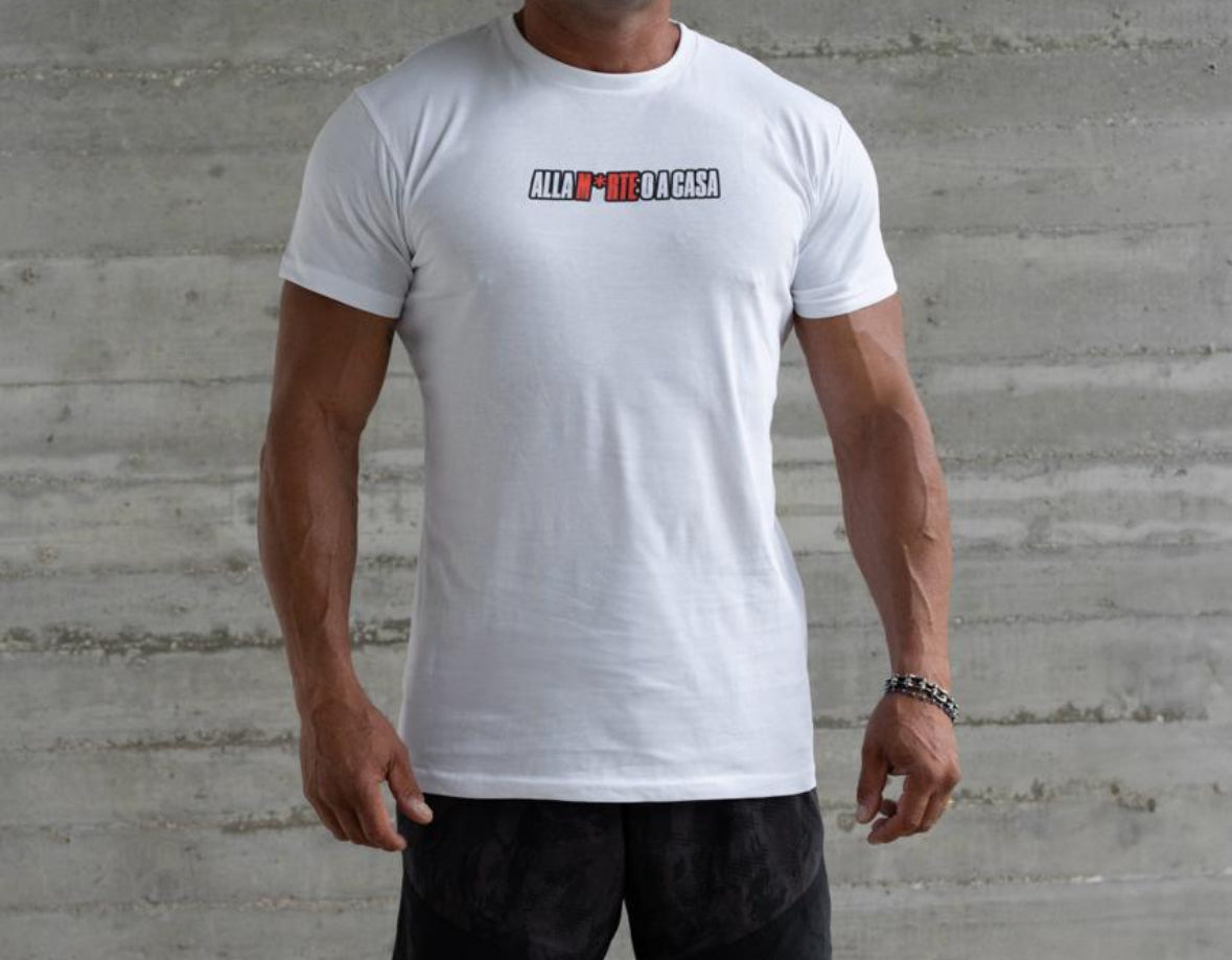 T-shirt Limited Edition ALLA M*RTE O A CASA